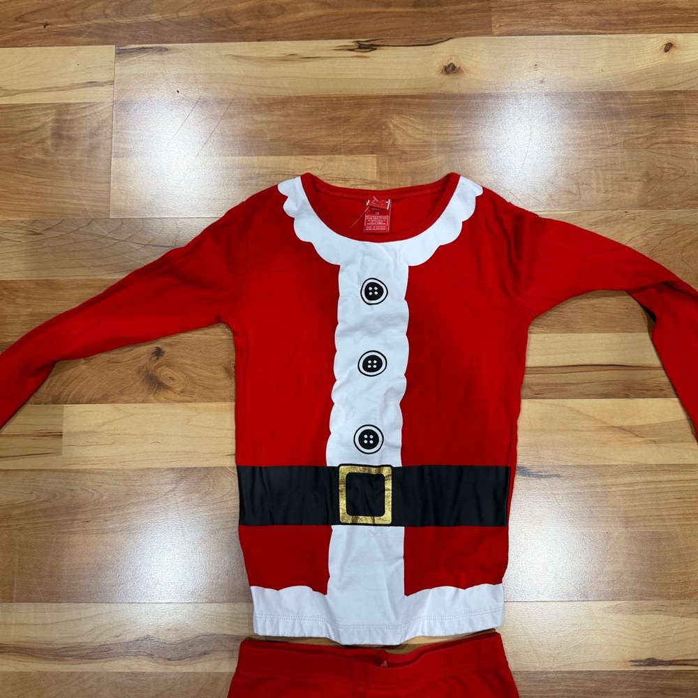 Santa PJ’s (Like New)